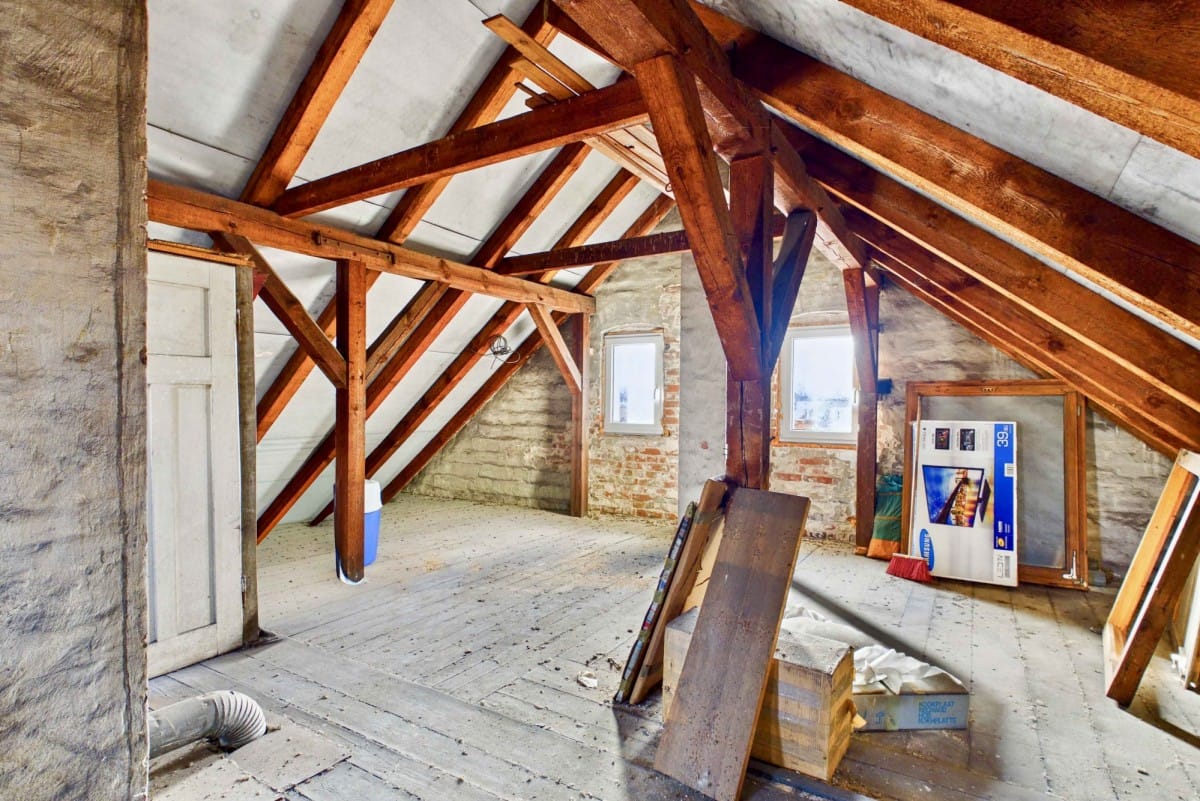 Mieszkanie 5 pokojowe na Sprzedaż