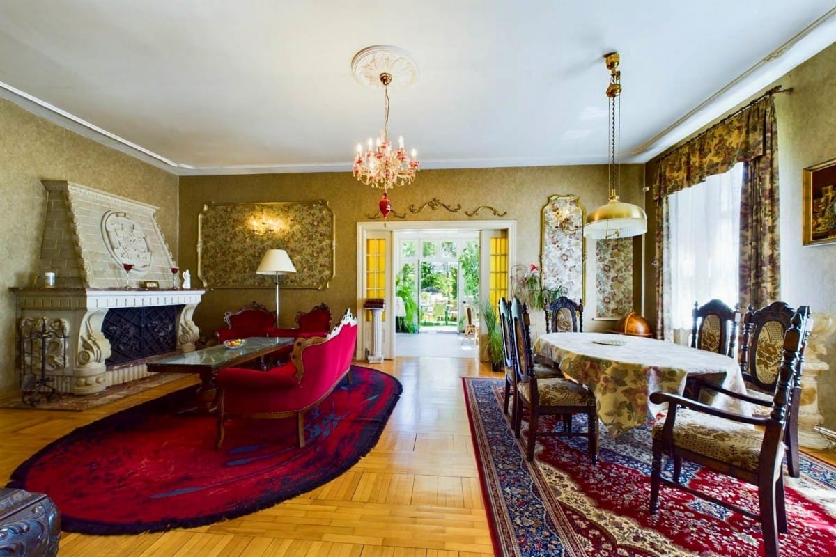 Lokal użytkowy  pokojowe na Sprzedaż