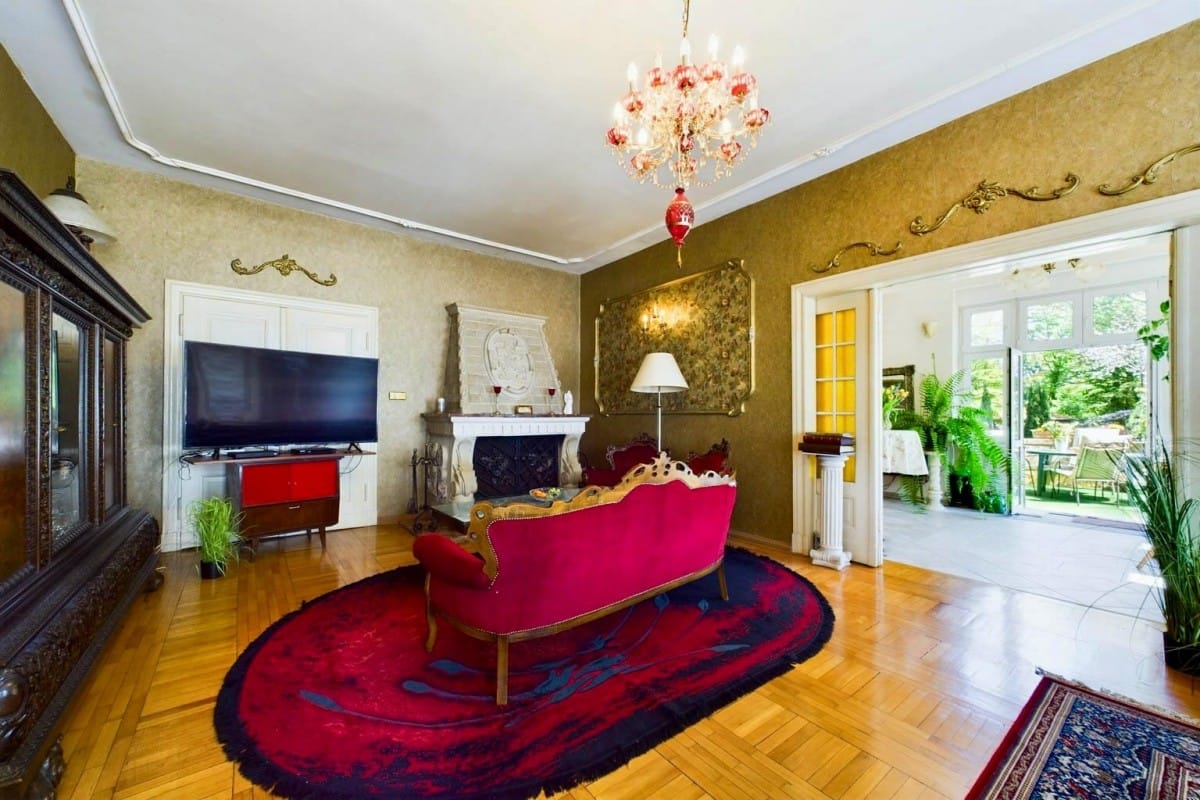 Lokal użytkowy  pokojowe na Sprzedaż