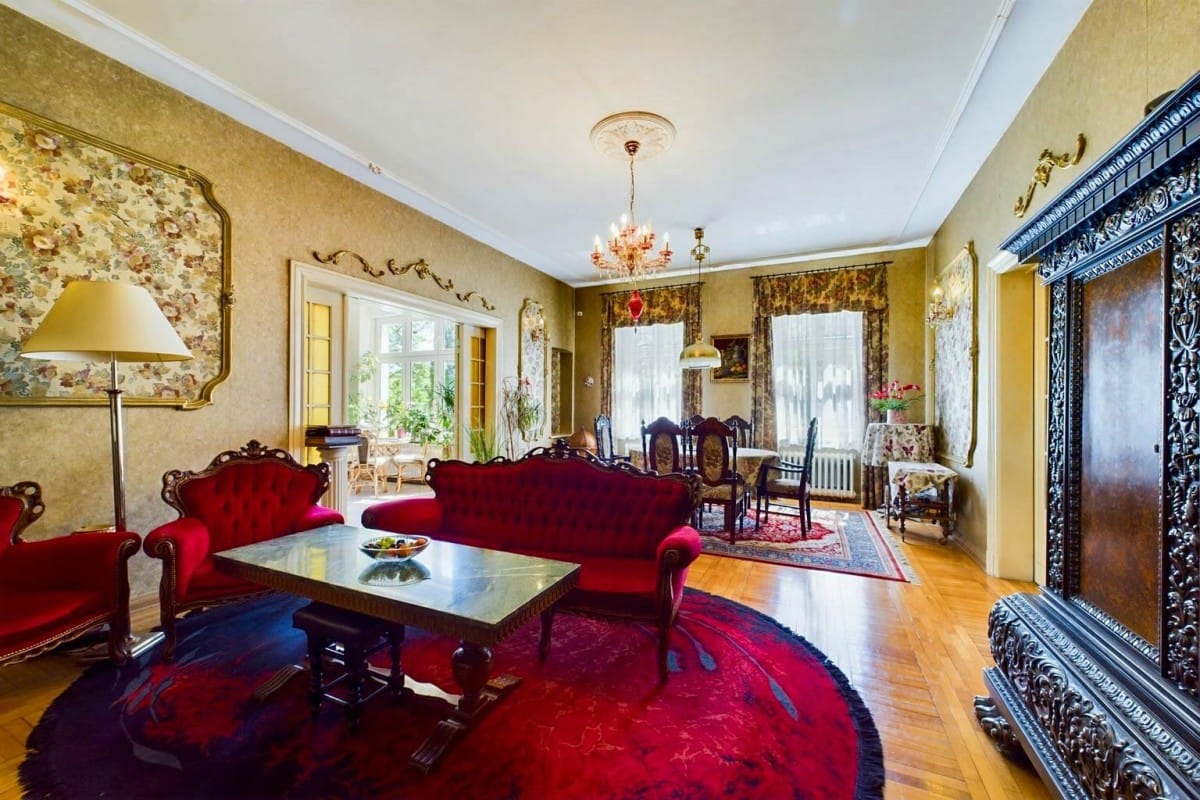 Lokal użytkowy  pokojowe na Sprzedaż