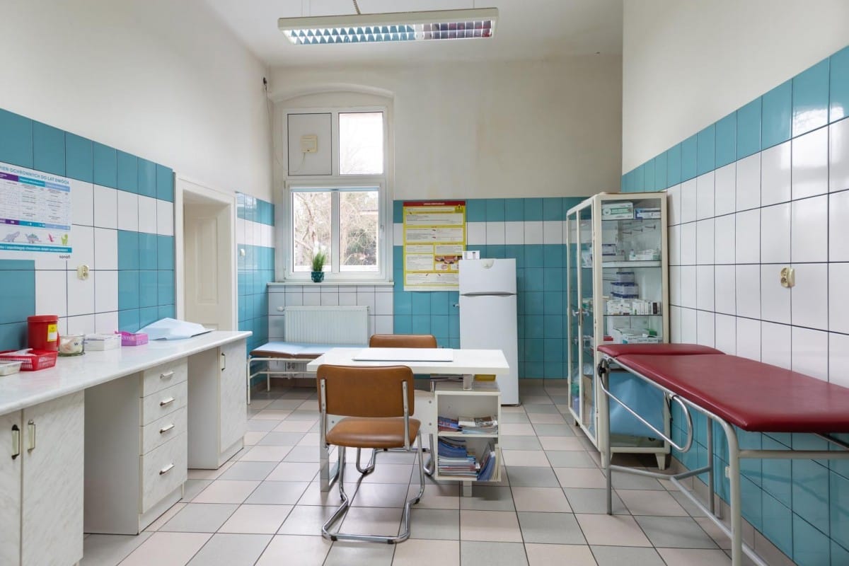 Lokal użytkowy  pokojowe na Sprzedaż