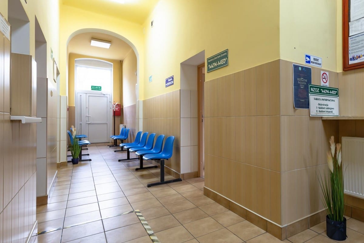 Lokal użytkowy  pokojowe na Sprzedaż