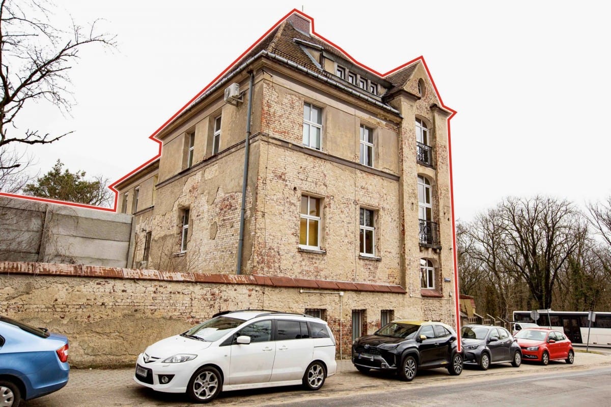 Lokal użytkowy  pokojowe na Sprzedaż