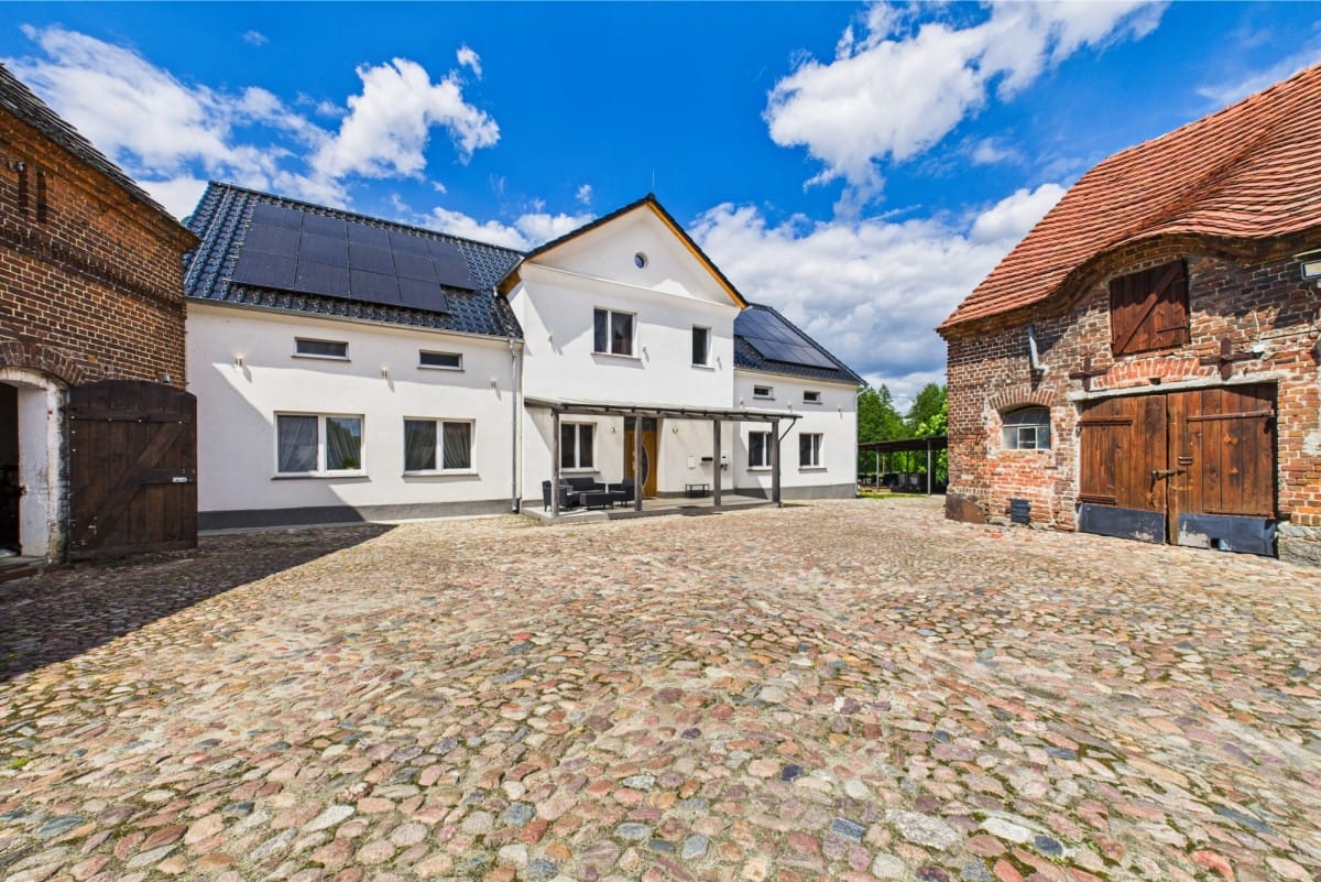 Dom 7 pokojowe na Sprzedaż