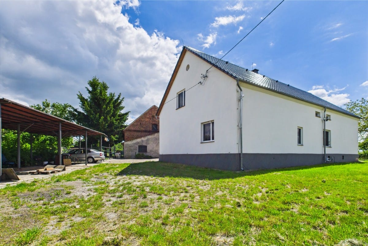 Dom 7 pokojowe na Sprzedaż