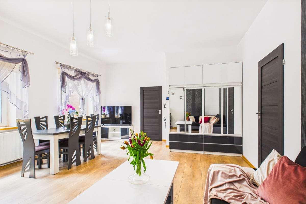 Dom 7 pokojowe na Sprzedaż