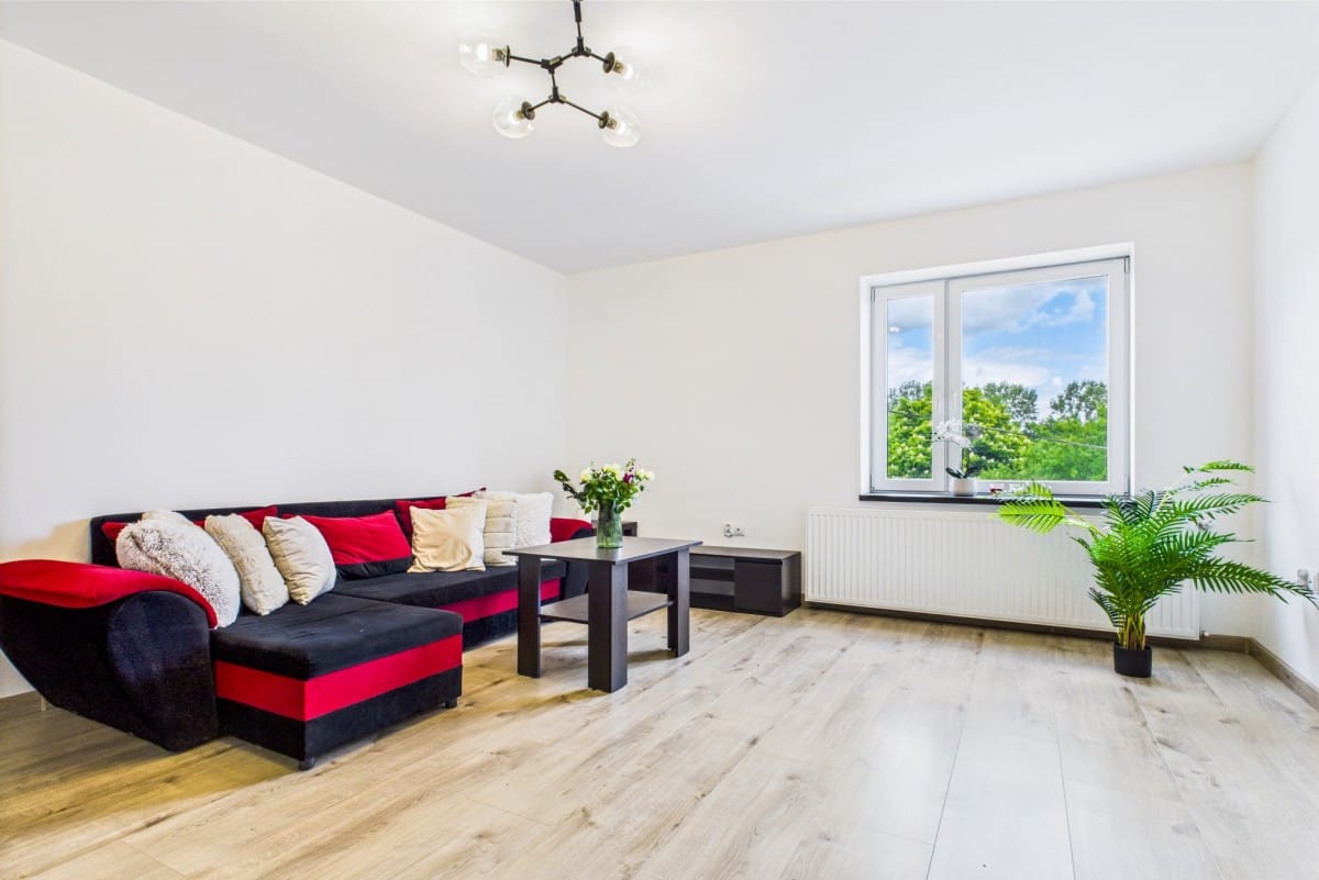 Dom 7 pokojowe na Sprzedaż