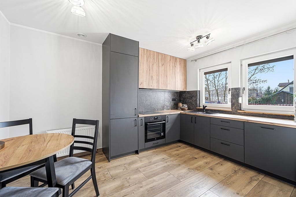 Dom 3 pokojowe na Sprzedaż