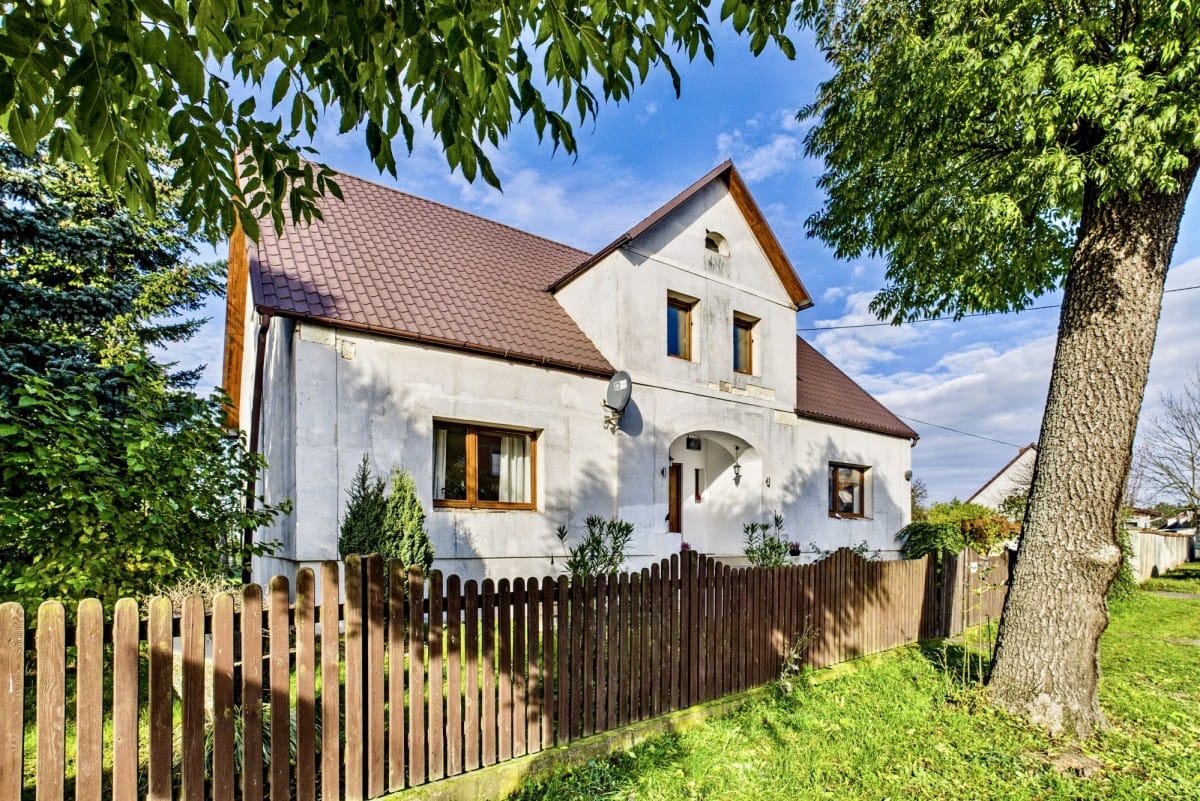 Dom 4 pokojowe na Sprzedaż