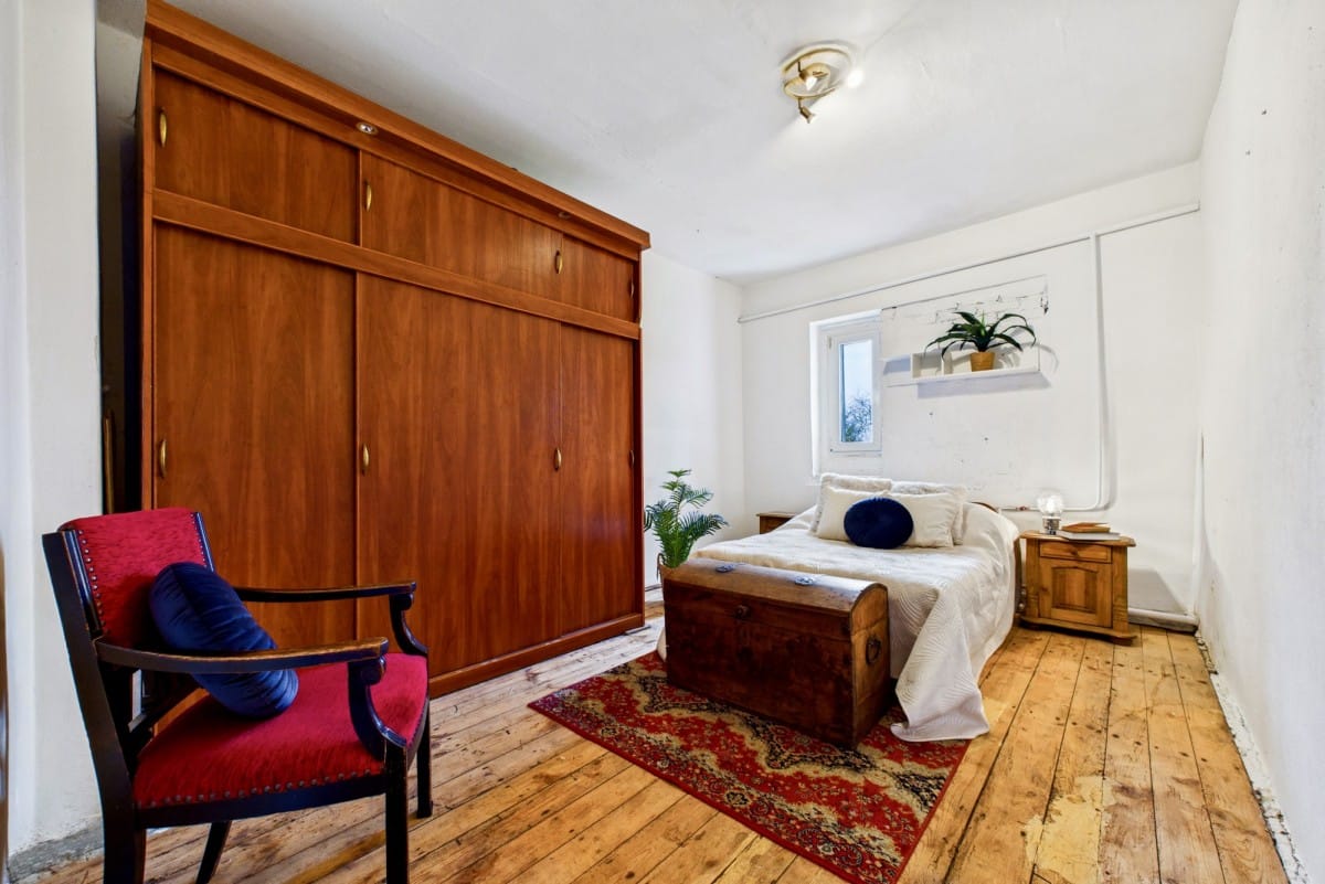 Dom 4 pokojowe na Sprzedaż