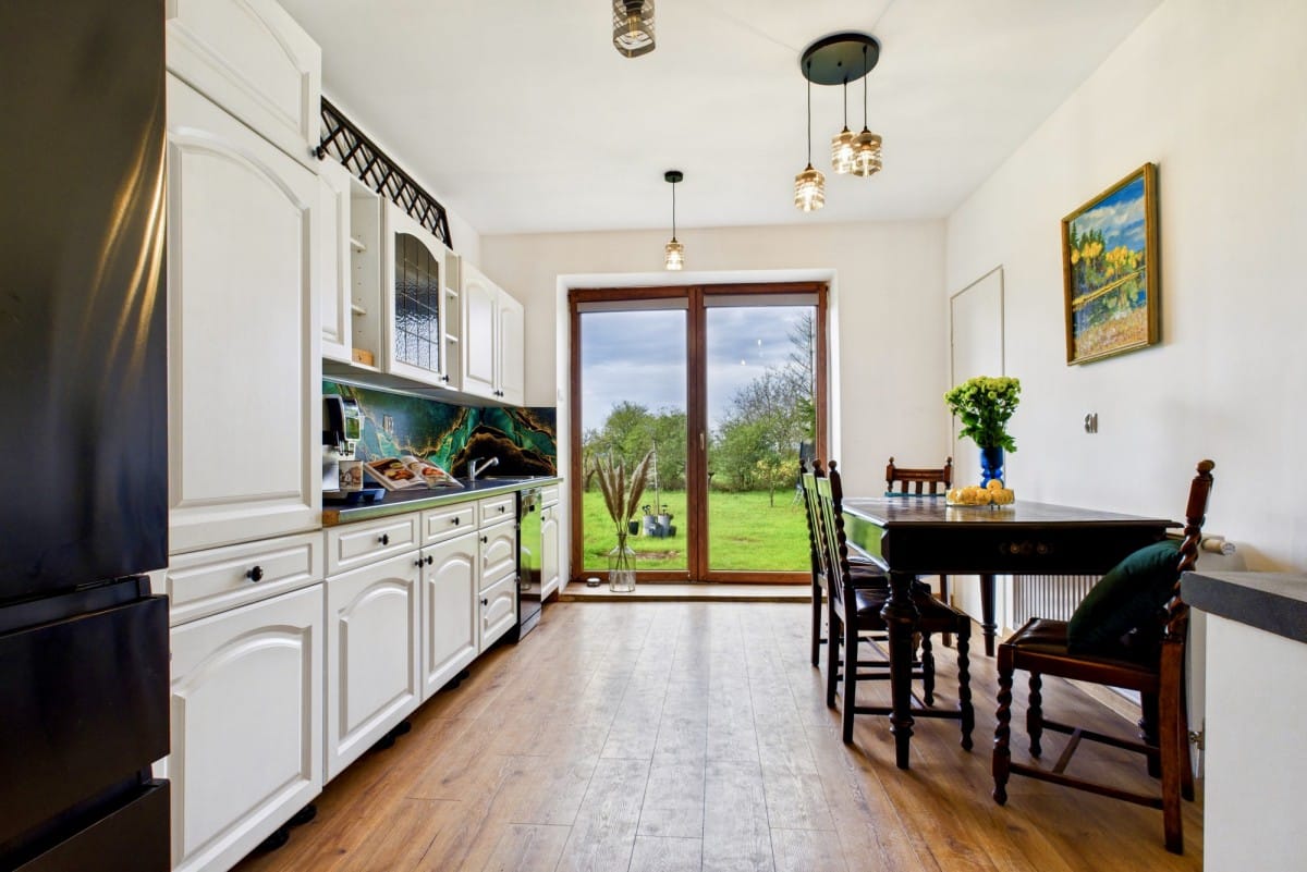 Dom 4 pokojowe na Sprzedaż