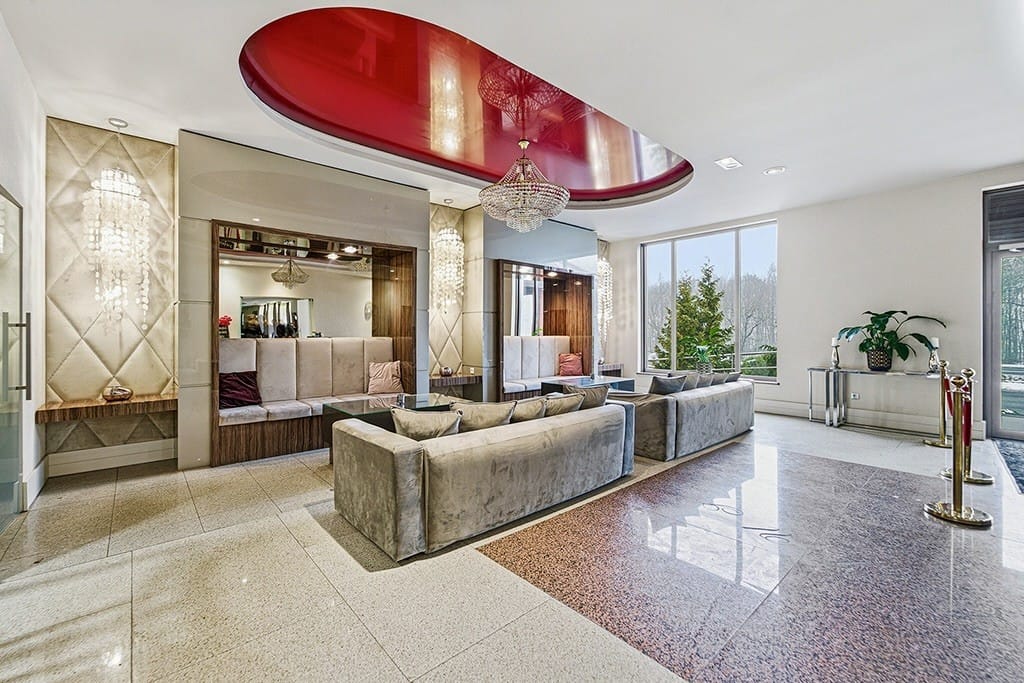 Lokal użytkowy  pokojowe na Sprzedaż