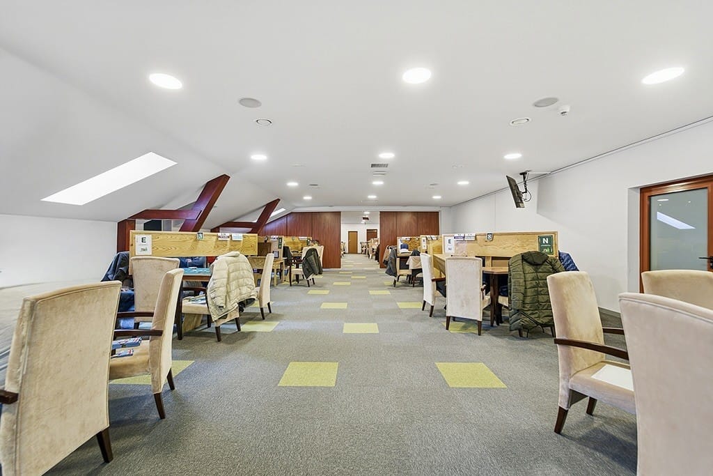 Lokal użytkowy  pokojowe na Sprzedaż