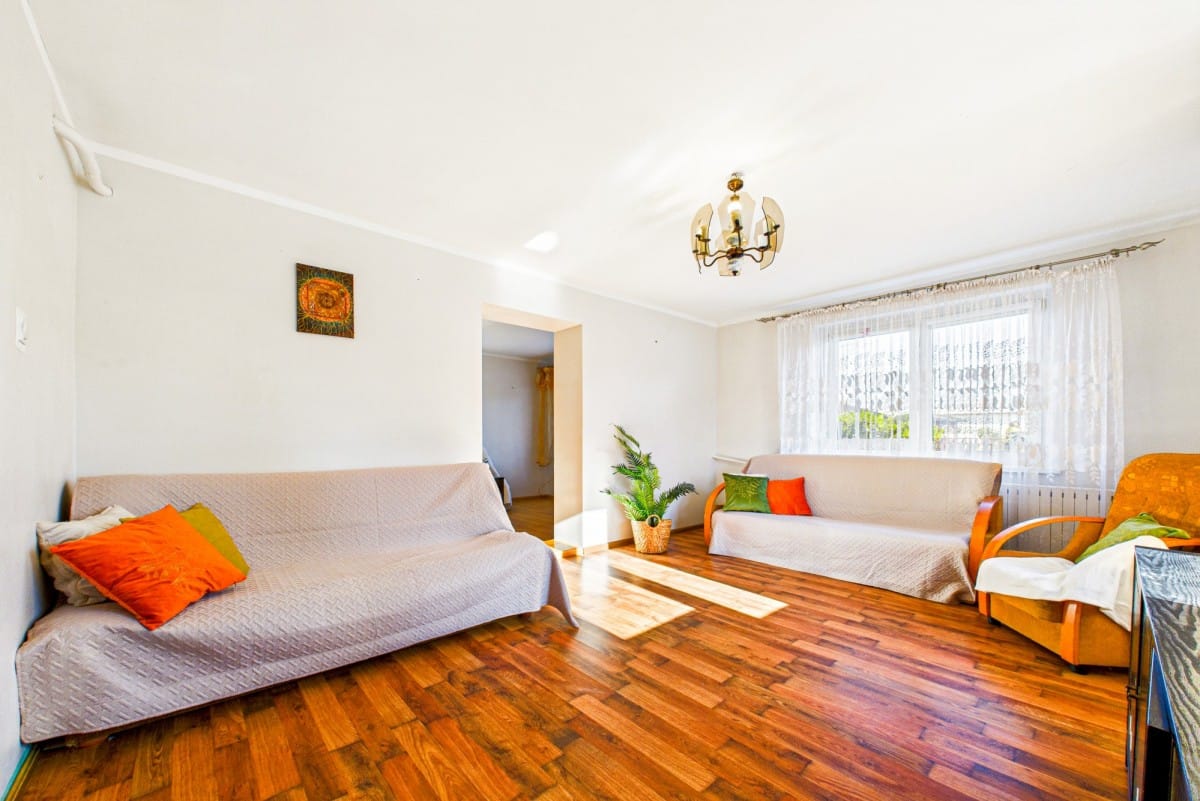 Dom  pokojowe na Sprzedaż