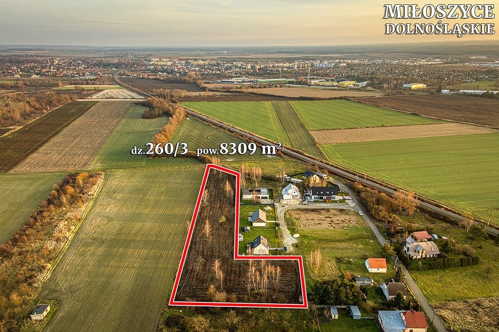 Działka  pokojowe na Sprzedaż