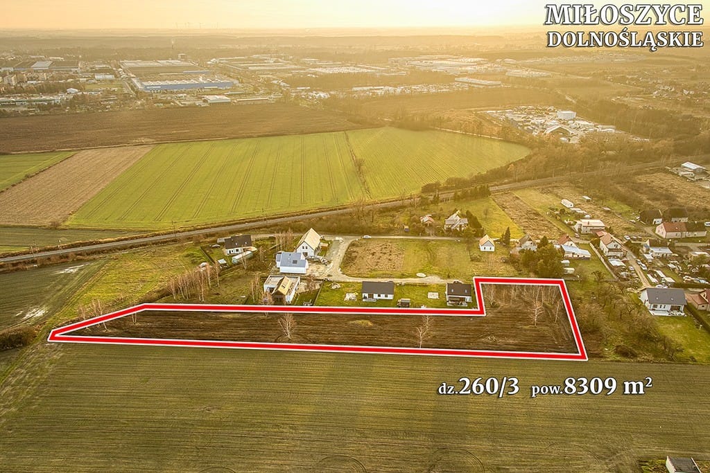 Działka  pokojowe na Sprzedaż