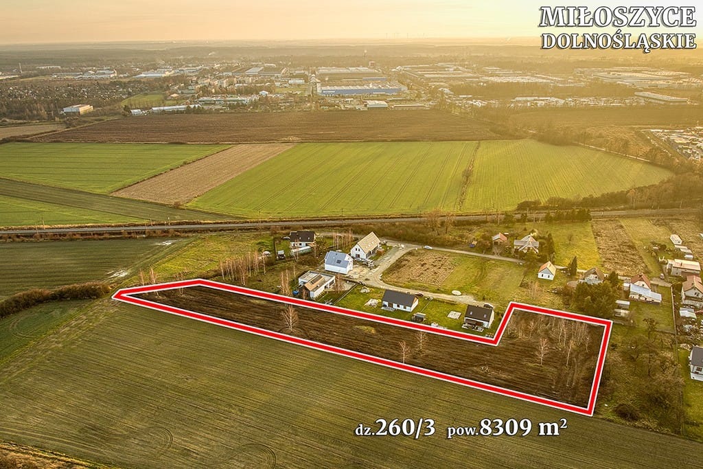 Działka  pokojowe na Sprzedaż