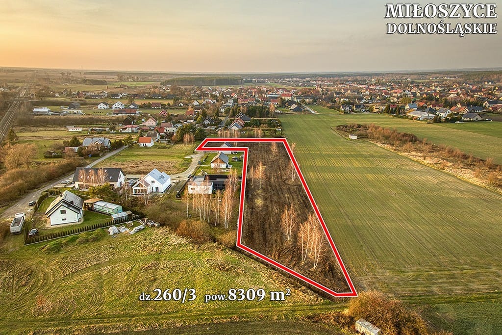 Działka  pokojowe na Sprzedaż