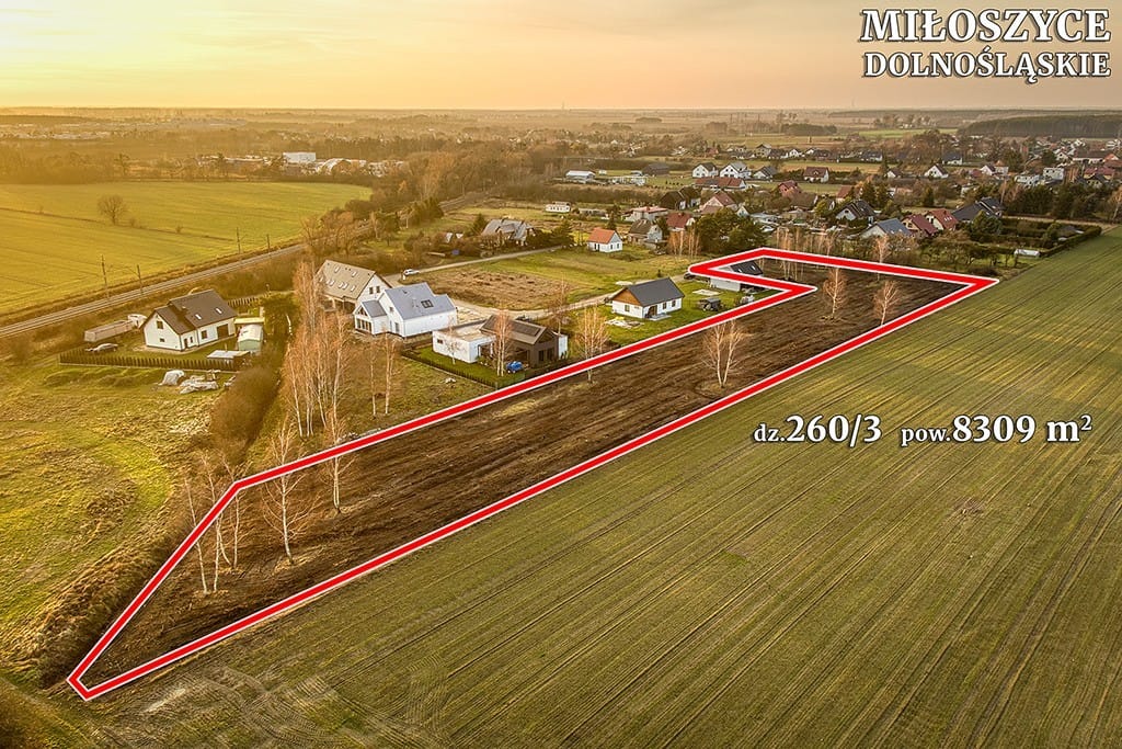 Działka  pokojowe na Sprzedaż