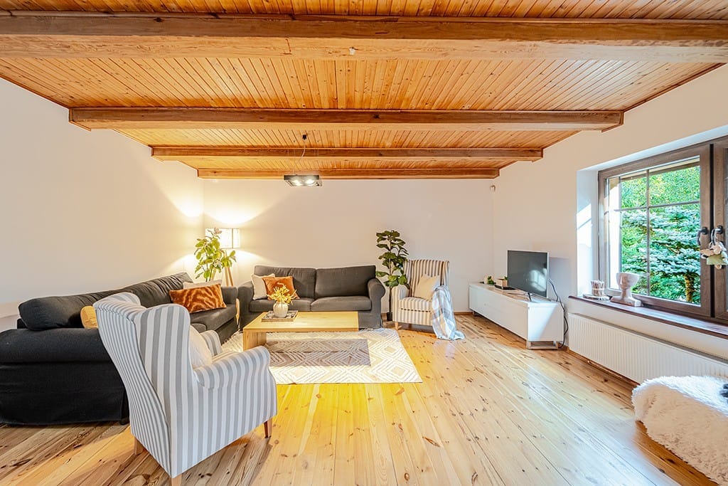 Dom 5 pokojowe na Sprzedaż