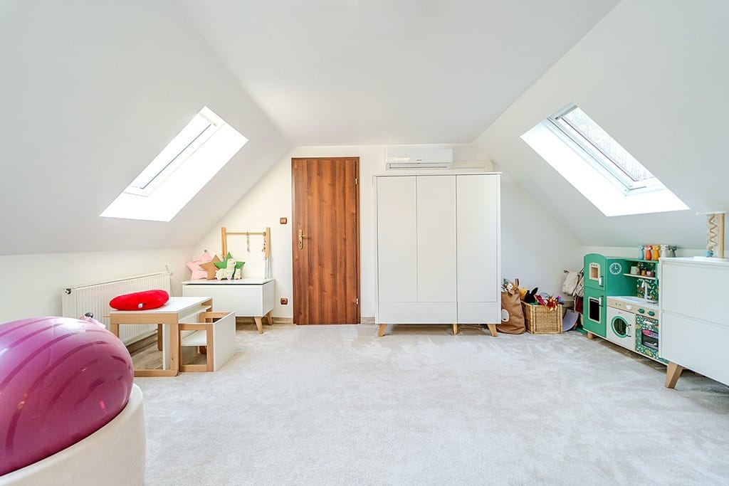 Dom 5 pokojowe na Sprzedaż