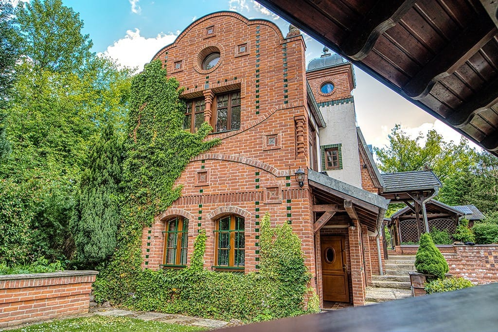 Dom 4 pokojowe na Sprzedaż