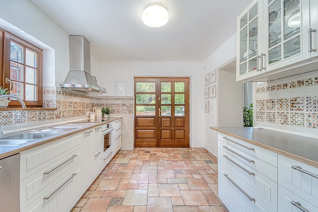 Dom 4 pokojowe na Sprzedaż