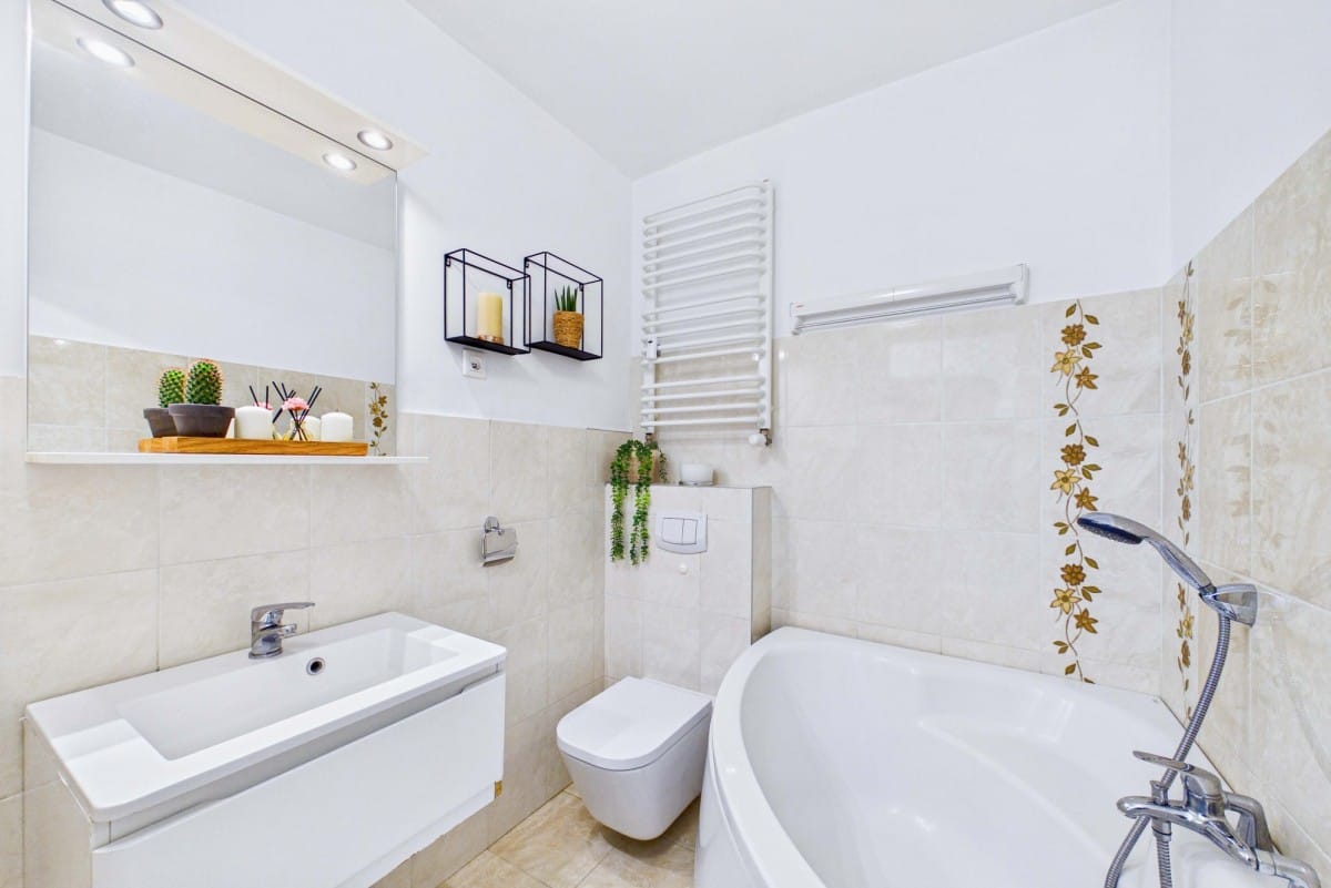 Mieszkanie 9 pokojowe na Sprzedaż