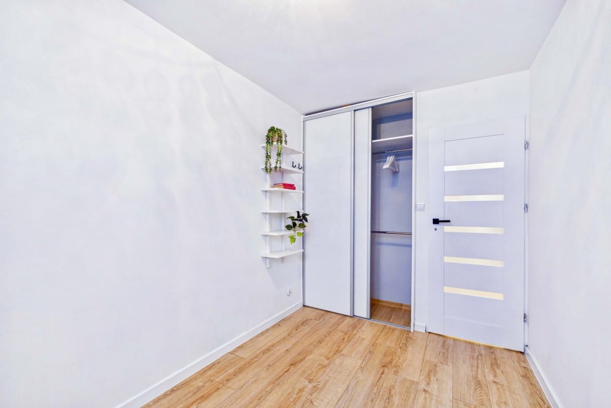 Mieszkanie 9 pokojowe na Sprzedaż