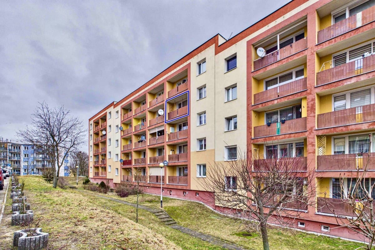 Mieszkanie 9 pokojowe na Sprzedaż