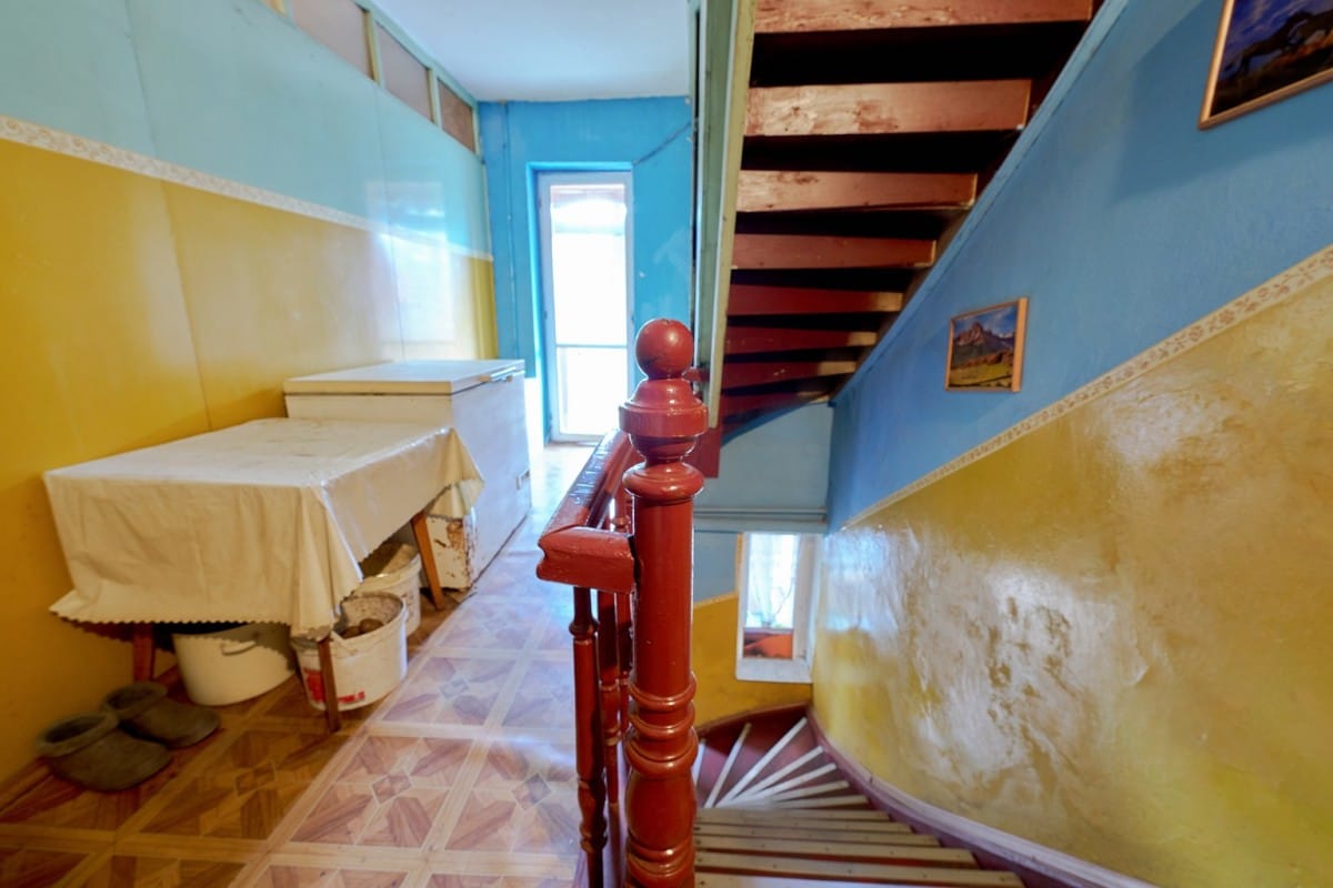 Mieszkanie 6 pokojowe na Sprzedaż