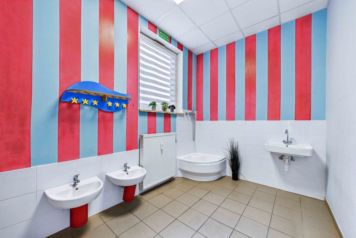 Lokal użytkowy  pokojowe na Sprzedaż