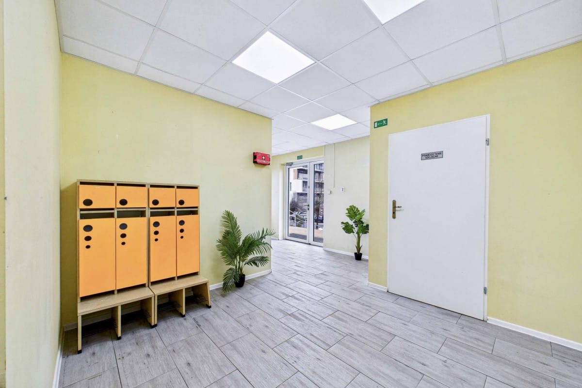 Lokal użytkowy  pokojowe na Sprzedaż