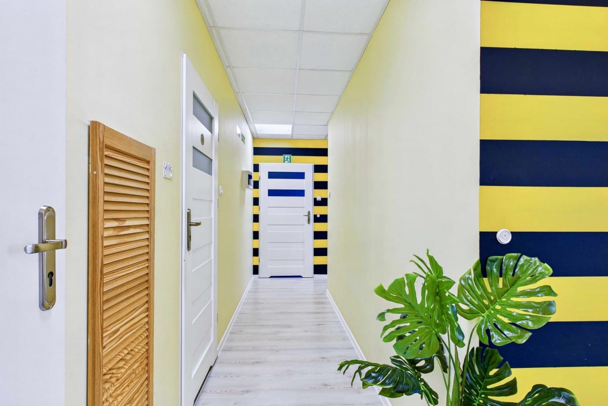 Lokal użytkowy  pokojowe na Sprzedaż