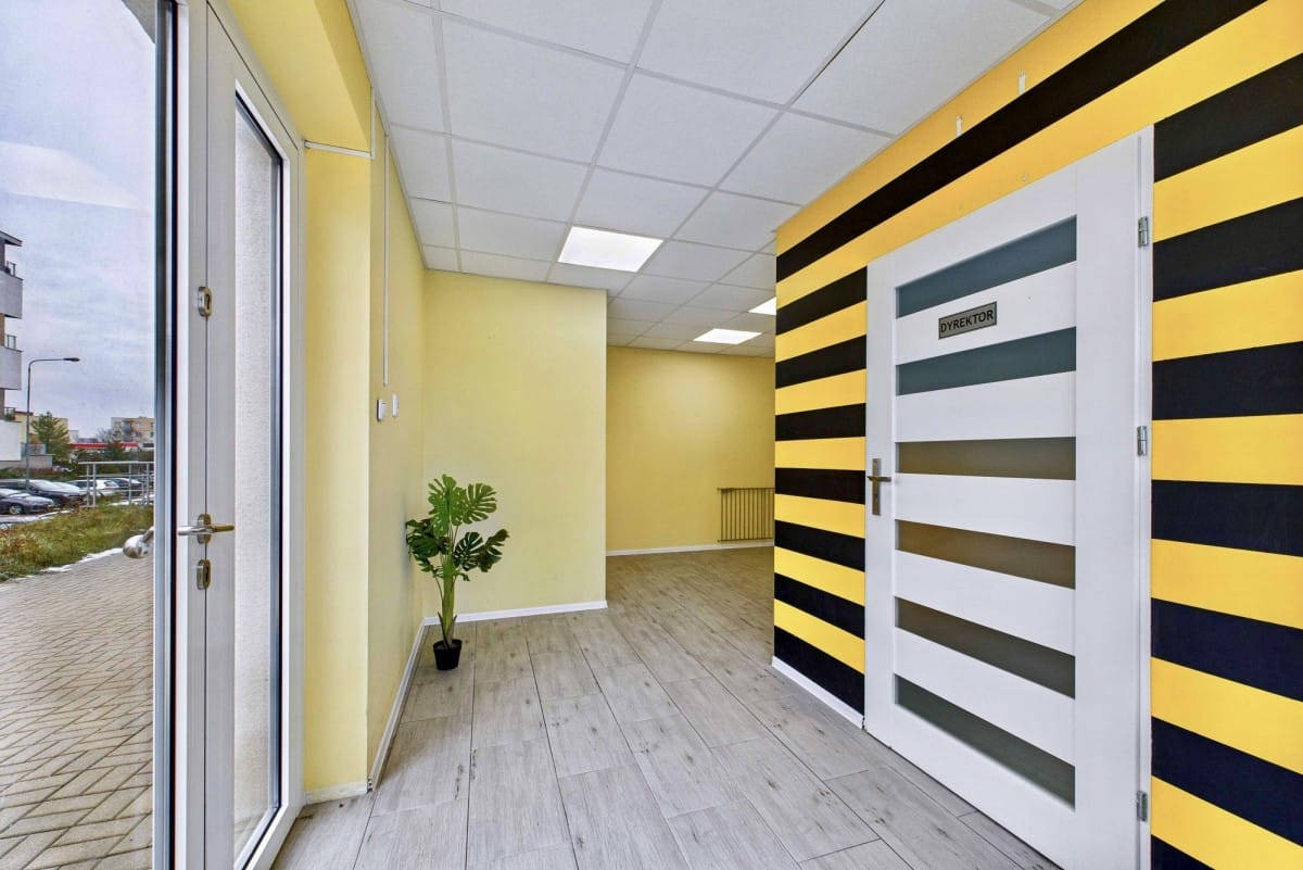 Lokal użytkowy  pokojowe na Sprzedaż