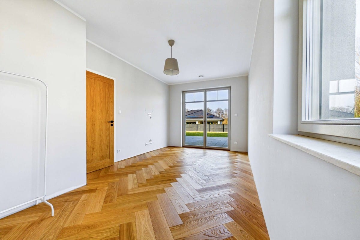 Dom 5 pokojowe na Sprzedaż