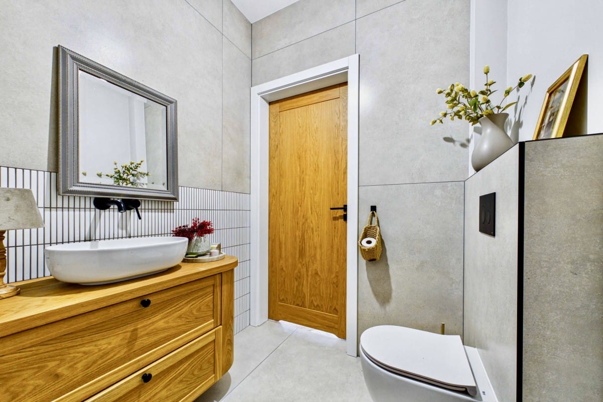 Dom 5 pokojowe na Sprzedaż