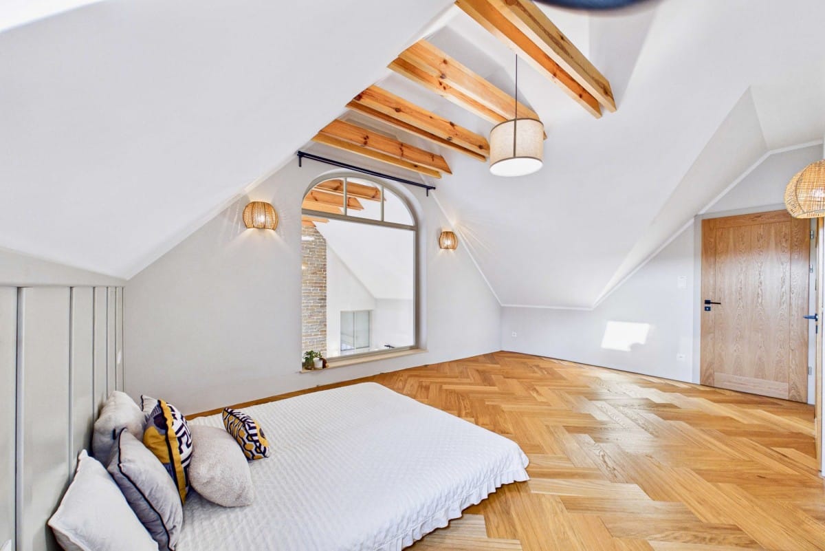 Dom 5 pokojowe na Sprzedaż