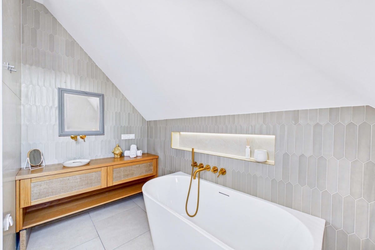 Dom 5 pokojowe na Sprzedaż