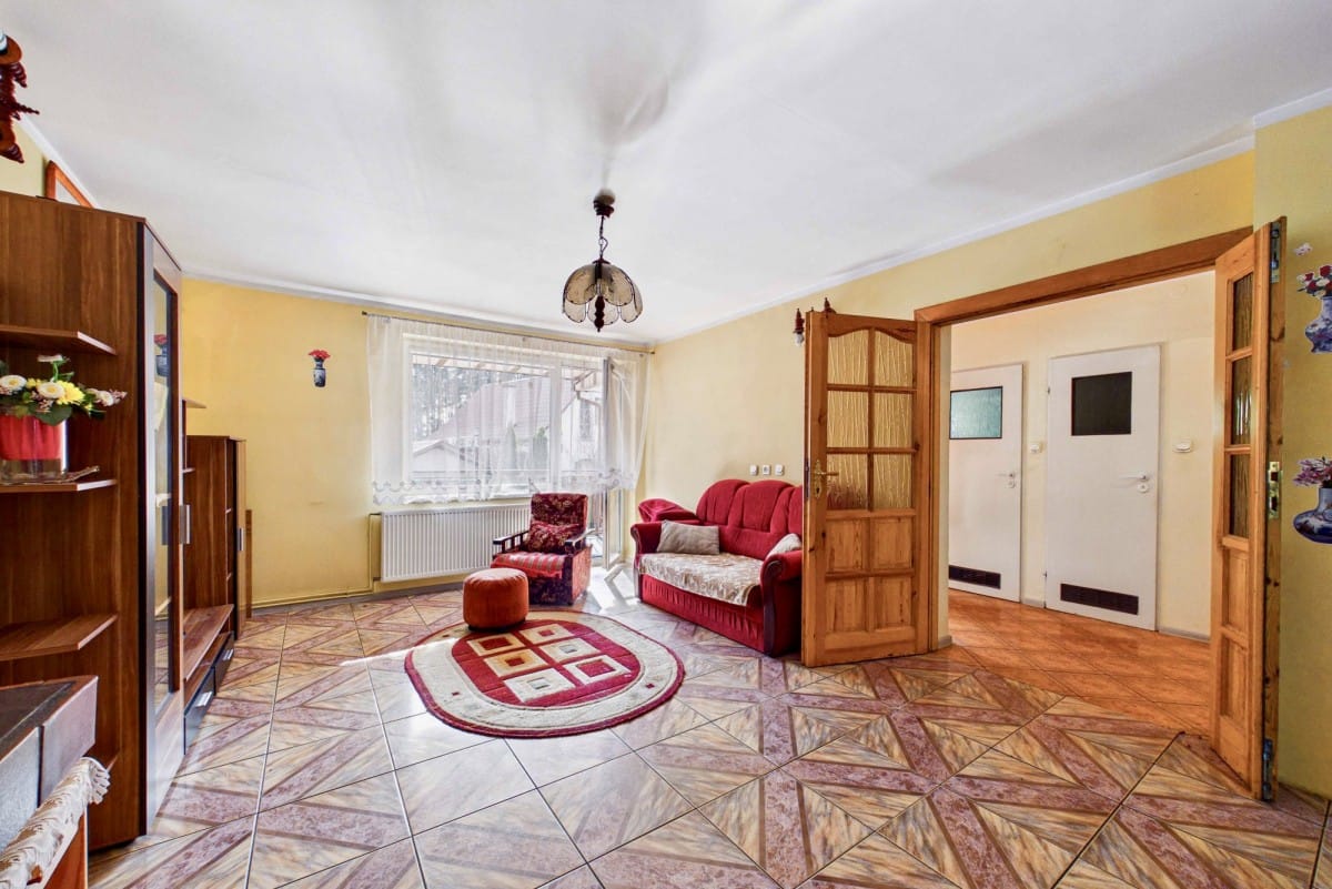 Dom 7 pokojowe na Sprzedaż