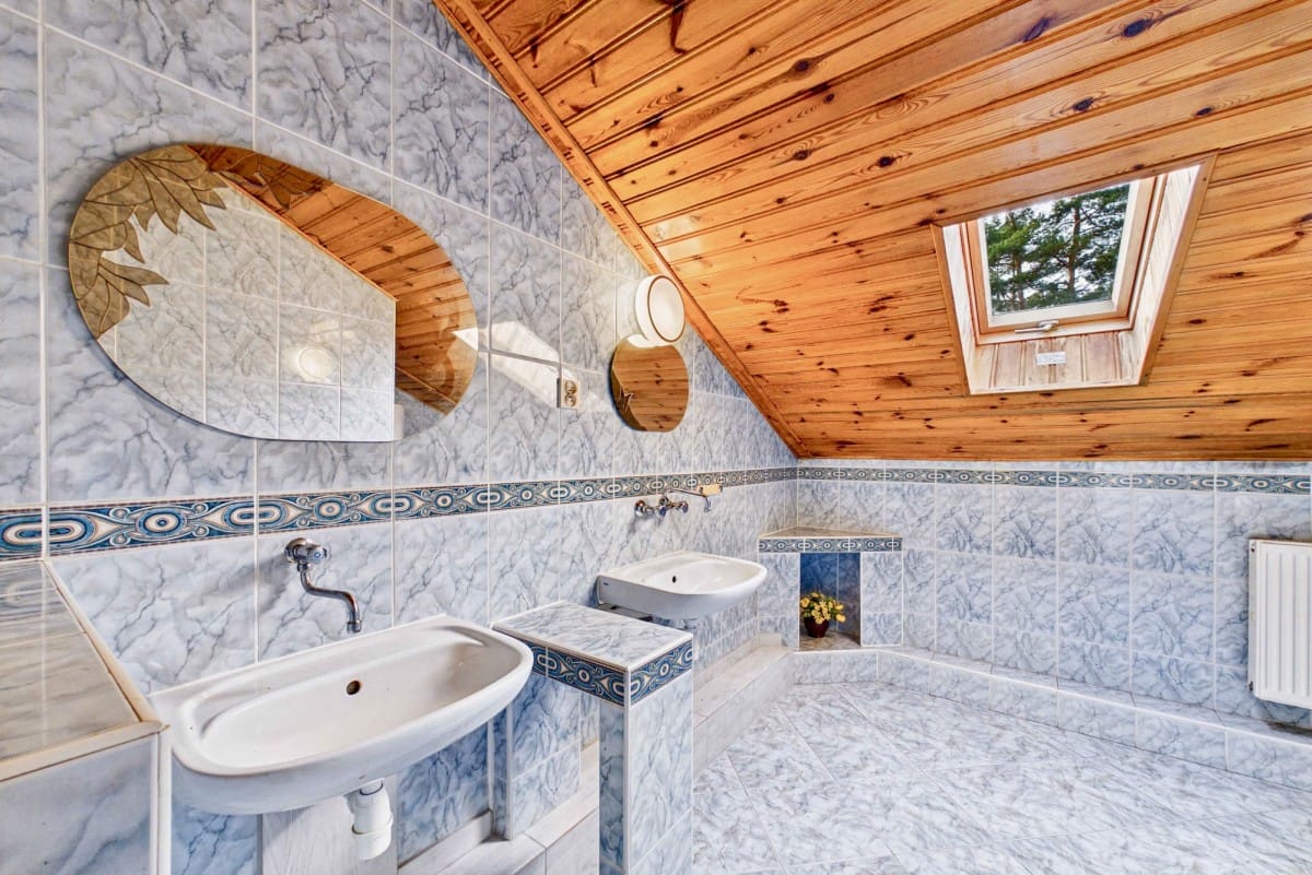 Dom 7 pokojowe na Sprzedaż