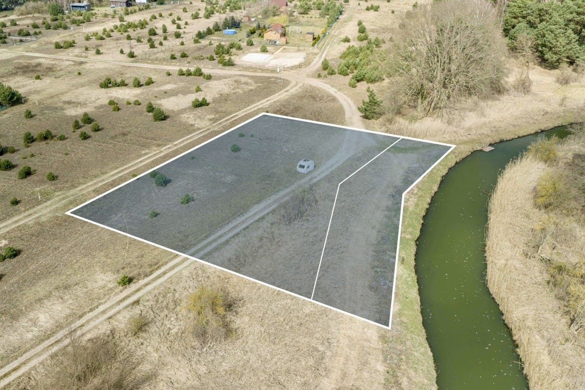 Działka  pokojowe na Sprzedaż