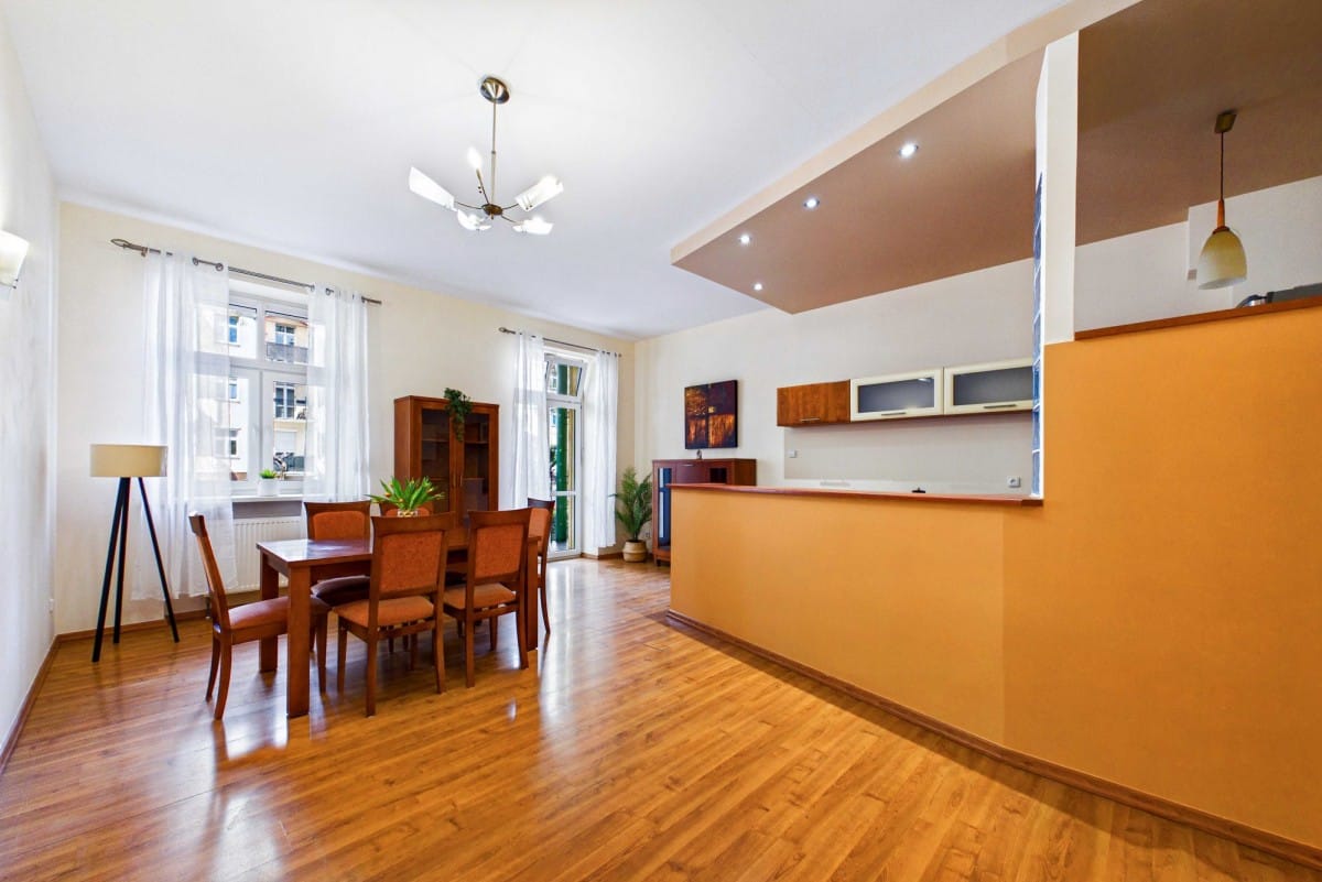 Mieszkanie 3 pokojowe na Sprzedaż