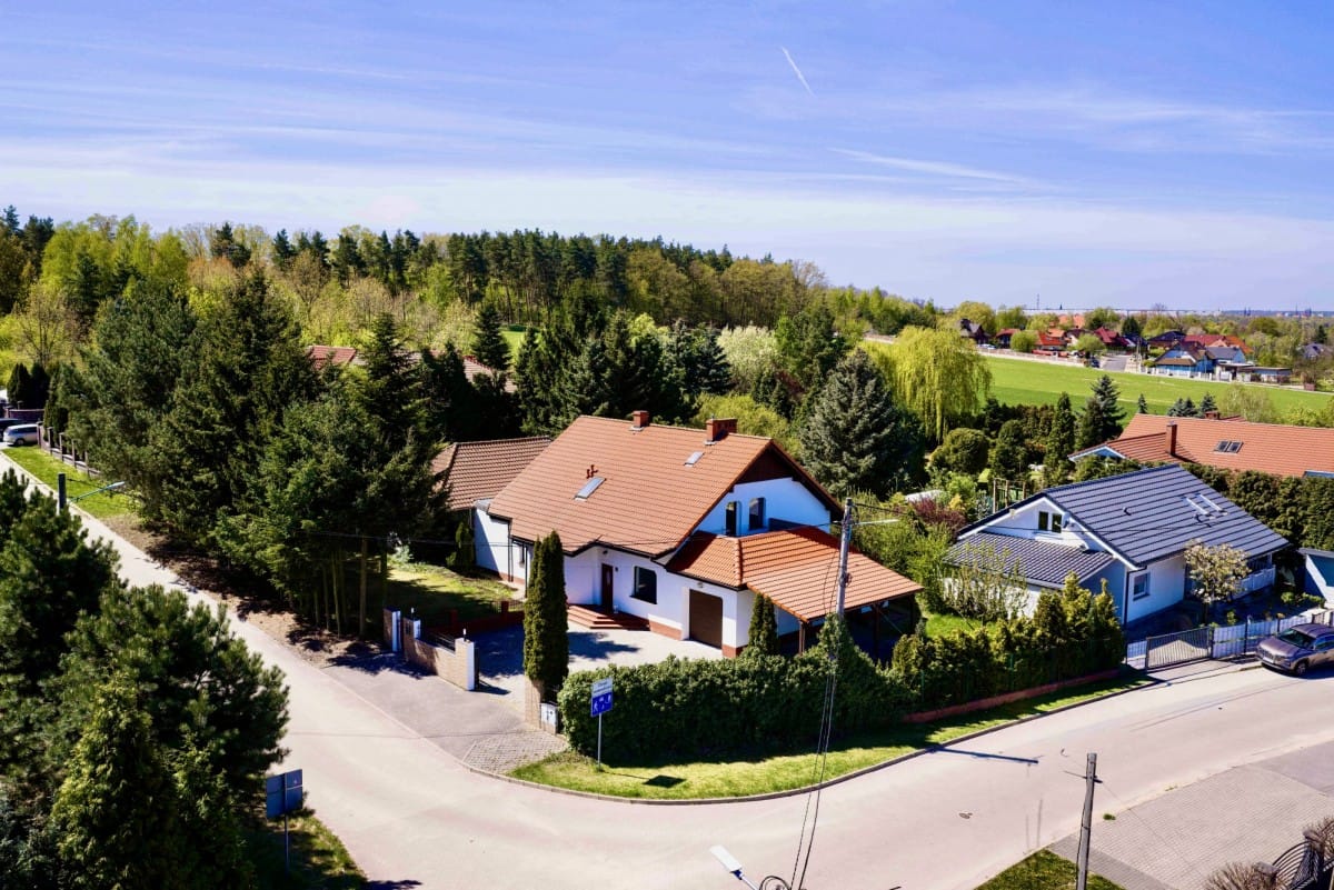 Dom 6 pokojowe na Sprzedaż