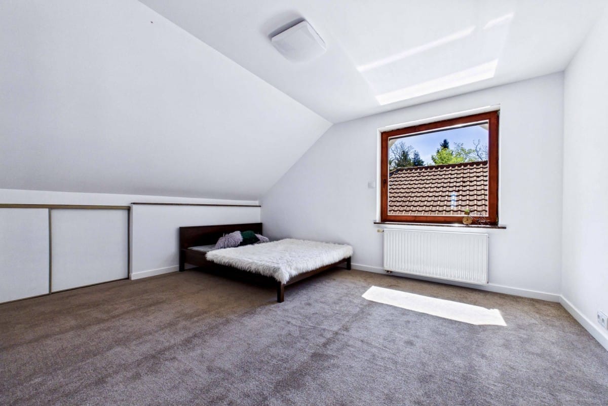 Dom 6 pokojowe na Sprzedaż