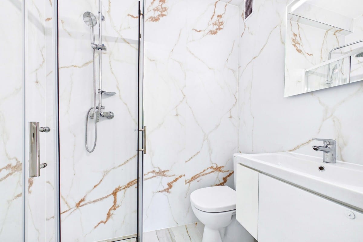 Dom 6 pokojowe na Sprzedaż