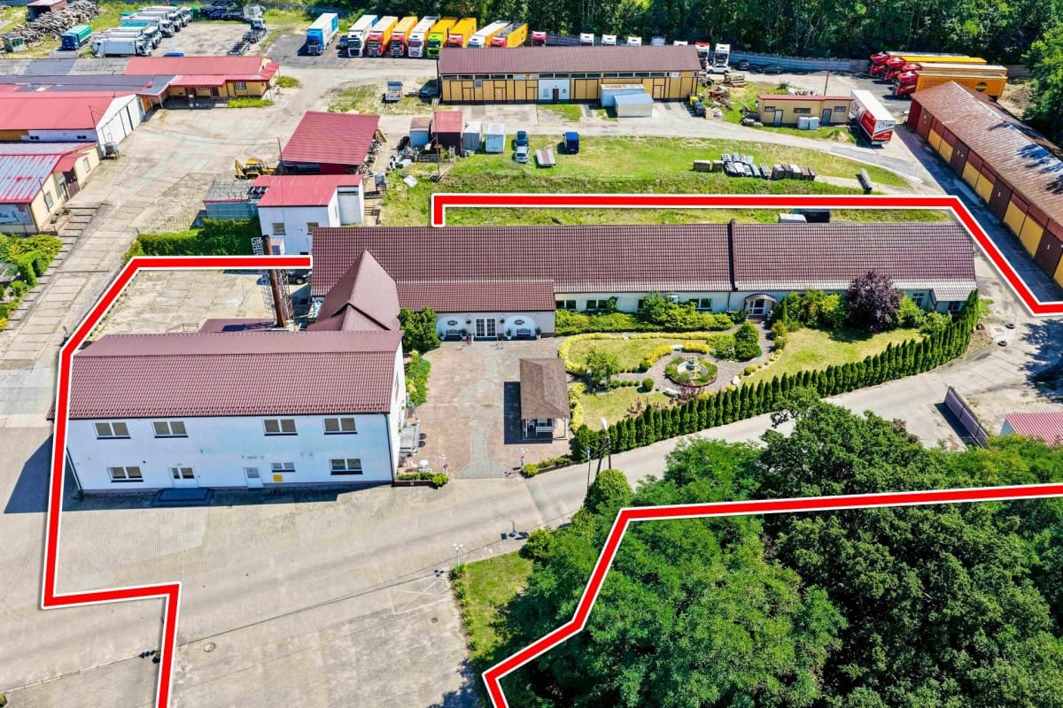 Lokal użytkowy  pokojowe na Sprzedaż