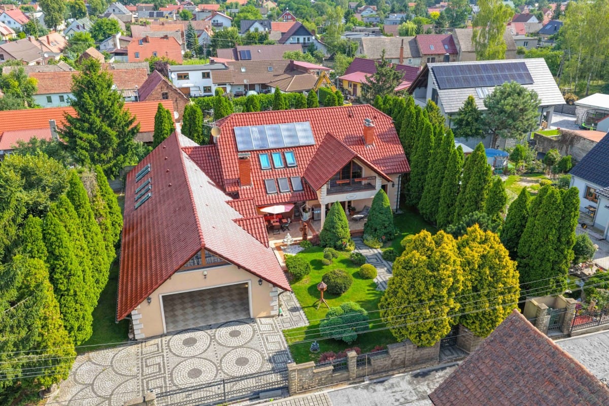 Dom 5 pokojowe na Sprzedaż