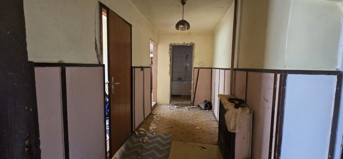 Dom 5 pokojowe na Sprzedaż