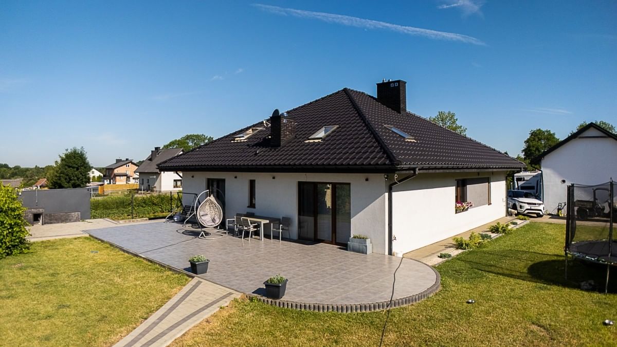 Dom 6 pokojowe na Sprzedaż